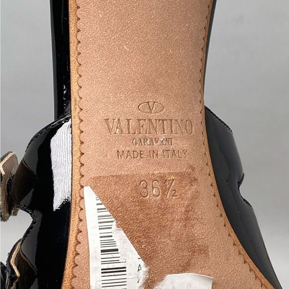 Valentino Garavani Button-Strap Patent Leather Sandals size 36.5 - Picture 12 of 12